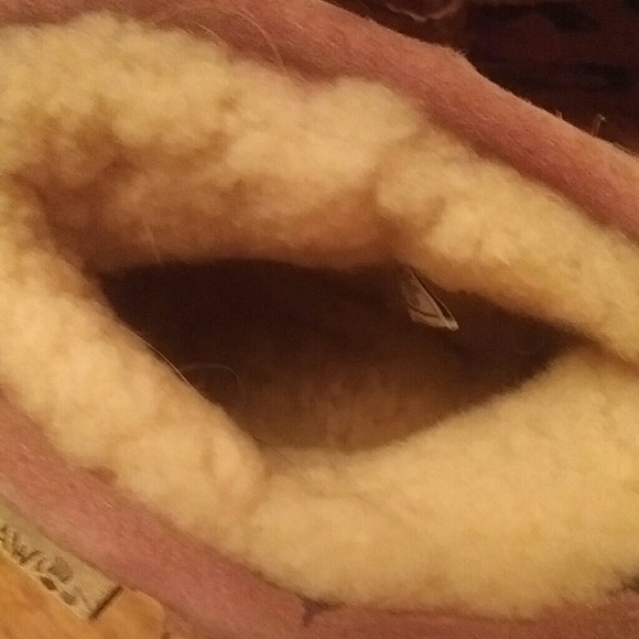 Bearpaw Boots Big Kid size 5 - Picture 4 of 6